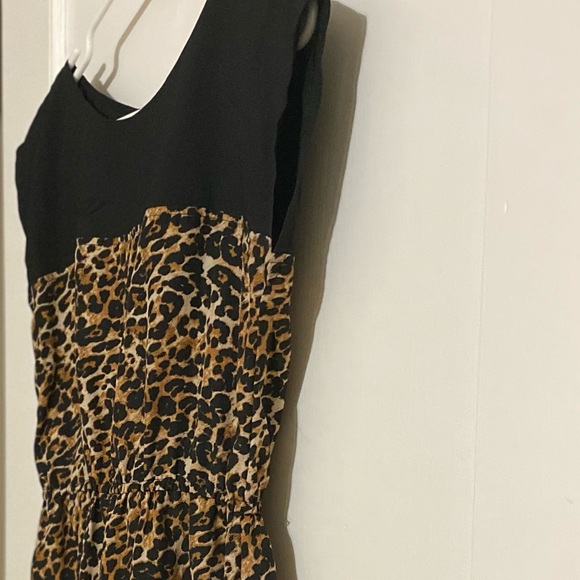 Leopard Print Dress - Picture 5 of 7